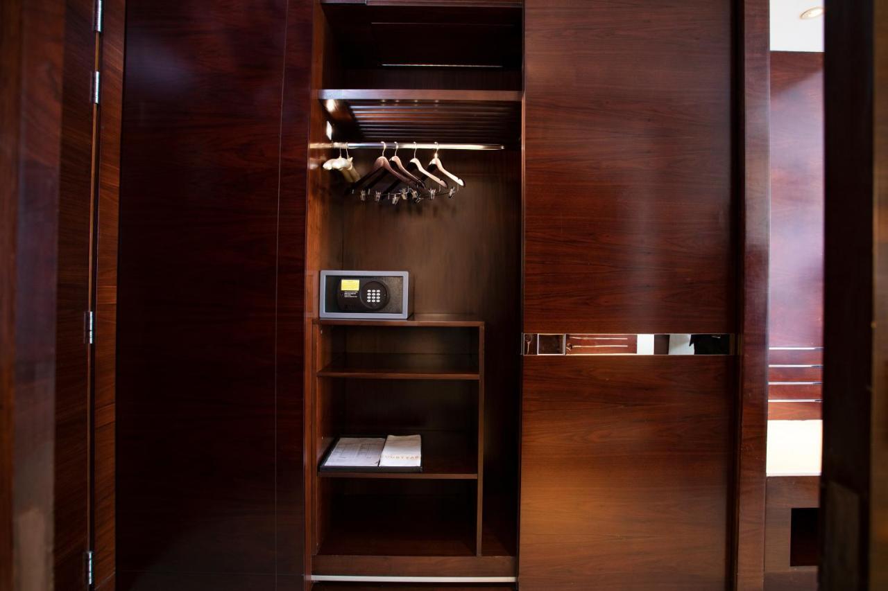 Courtyard By Marriott Pune Chākan Екстериор снимка
